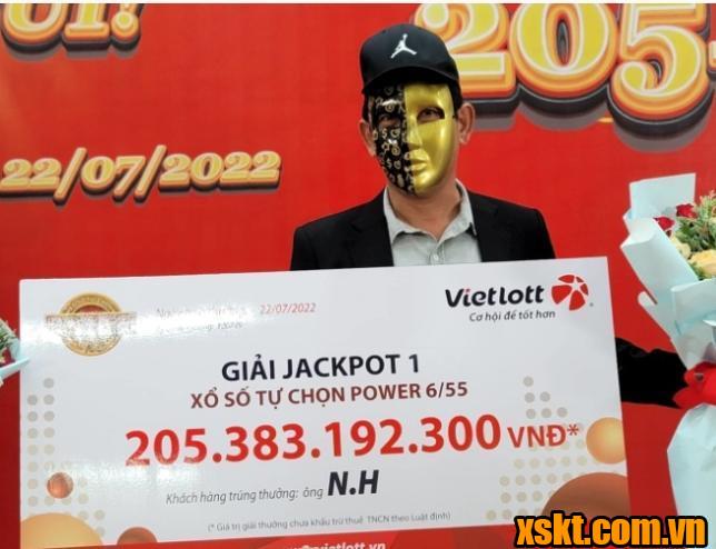 Vietlott: Trao thưởng 205 tỷ đồng cho khách hàng ở Đà Nẵng