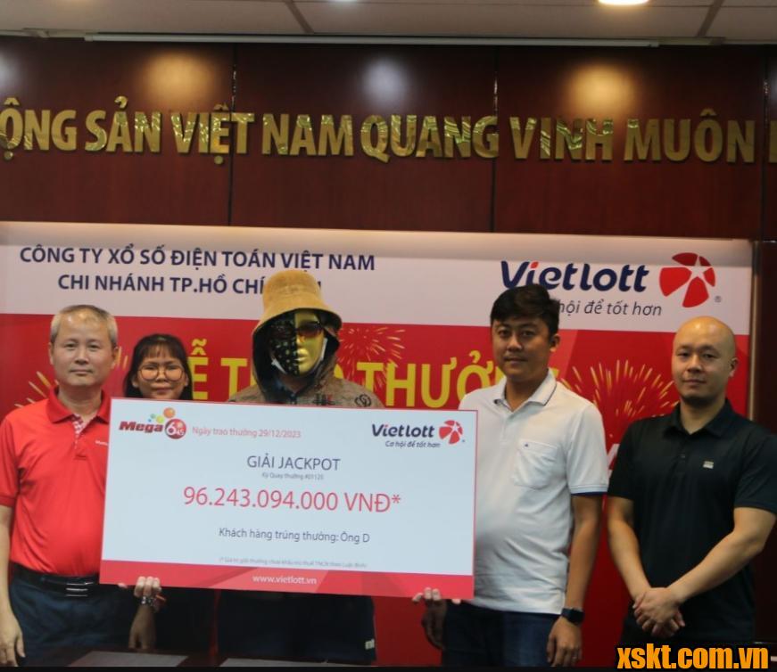 Vietlott: Tài xế xe ôm ở TP.HCM trúng Jackpot 96 tỷ