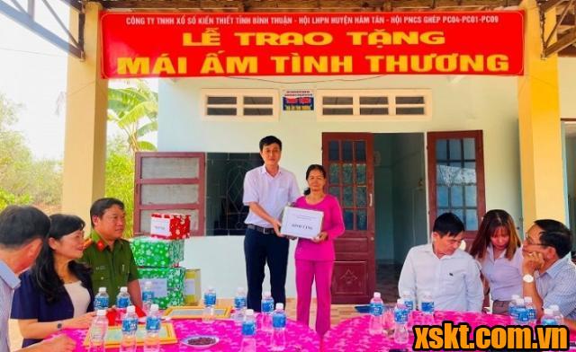 XSKT Bình Thuận trao nhà đại đoàn kết cho hộ nghèo